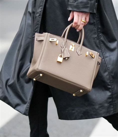 Come sapere se una borsa Birkin di Hermès è autentica